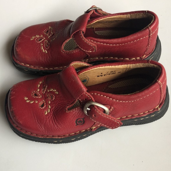 Born Red Leather Child’s Shoes Size 8/25.5 - Picture 2 of 8